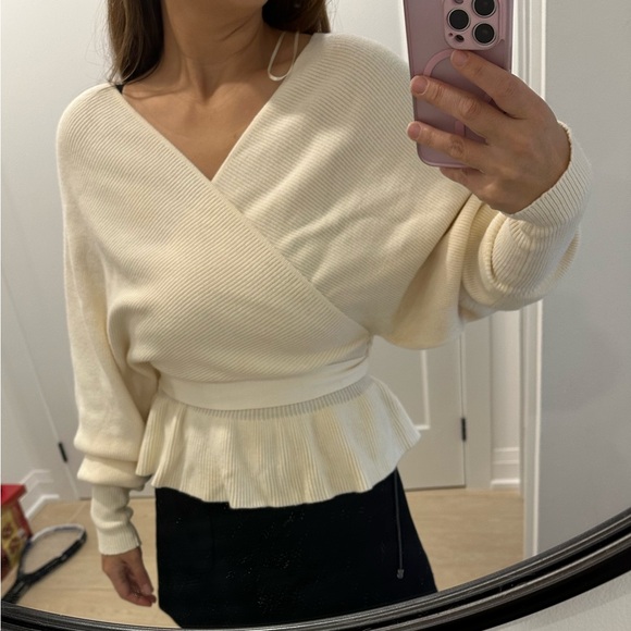 Honey Wrap Sweater (Size: Large) - Picture 6 of 10